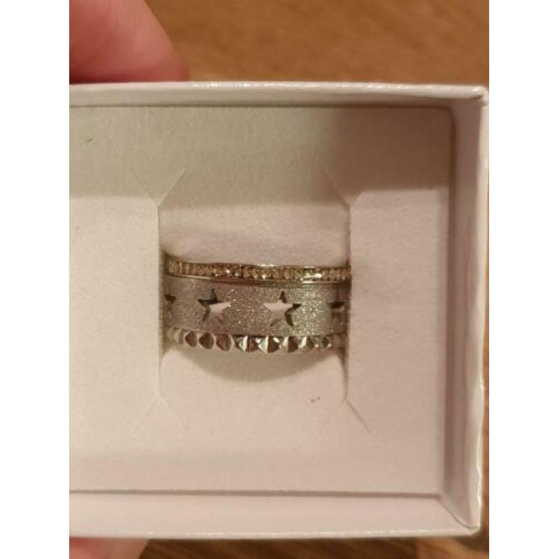 IXXI ring