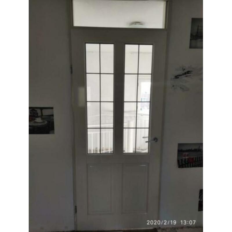 Glas in lood binnen huis deur