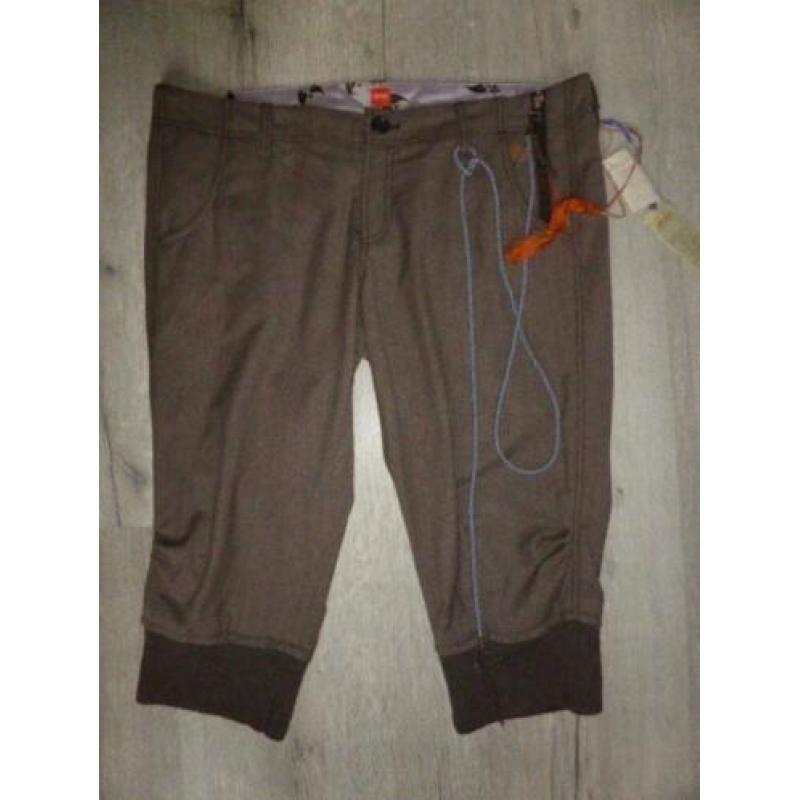 Boss 3 kwat broek mt. 44 bruin