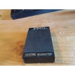 Zippo Navy Blue met logo 30 jaar oud, z.g.a.n. koopje