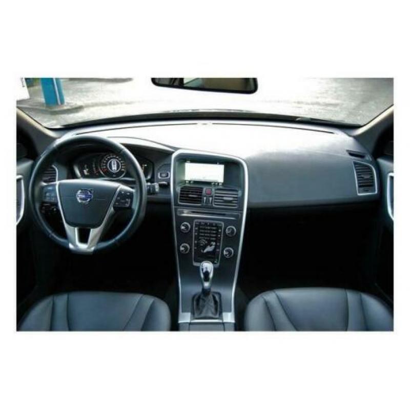Volvo XC60 D3 Kinetic Geartronic Navi Leder