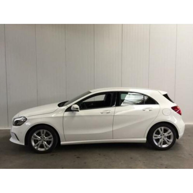 Mercedes-Benz A-Klasse 200 URBAN 157PK LEDER-NAVI-LED-ECC-SP