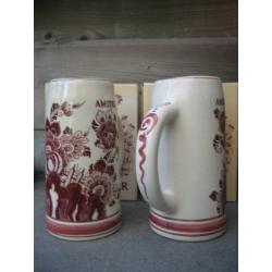 Twee Amstel bierpullen Delfts rood / handwerk