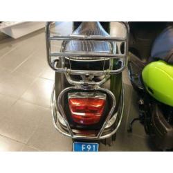 Vespa S snor Mat Zwart