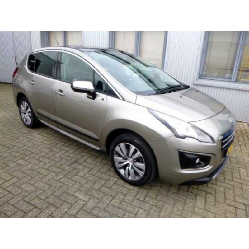 Peugeot 3008 Style 1.2 Puretech 130pk + Panorama - Led - Nav