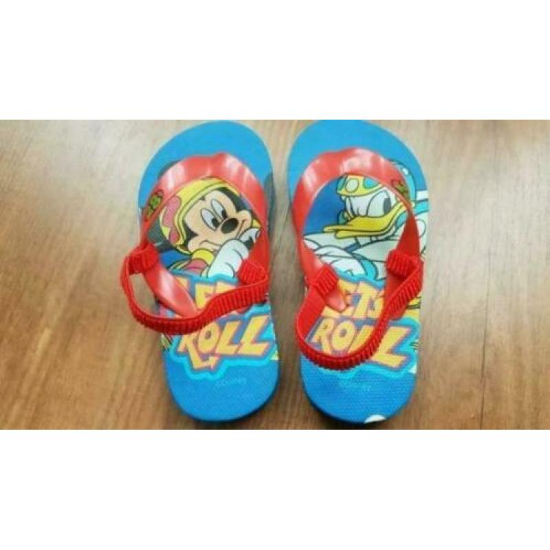 Nieuwe teenslippers met bandje maat 24 Disney
