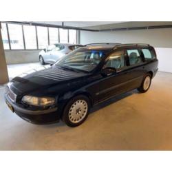 Volvo V70 2.4 140PK 2000 Zwart YOUNGTIMER