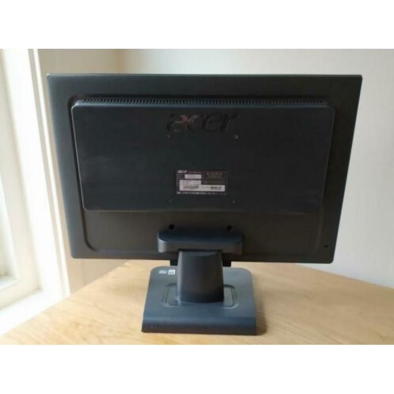 Goed functionerende 20" monitor (Acer)