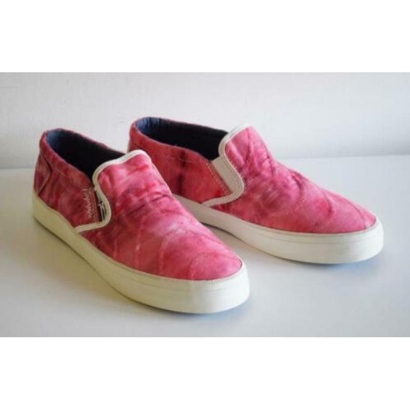 NAPAPIJRI - roze instappers - maten 37 t/m 41