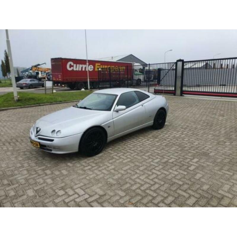Alfa Romeo GTV 2.0-16V T.Spark L