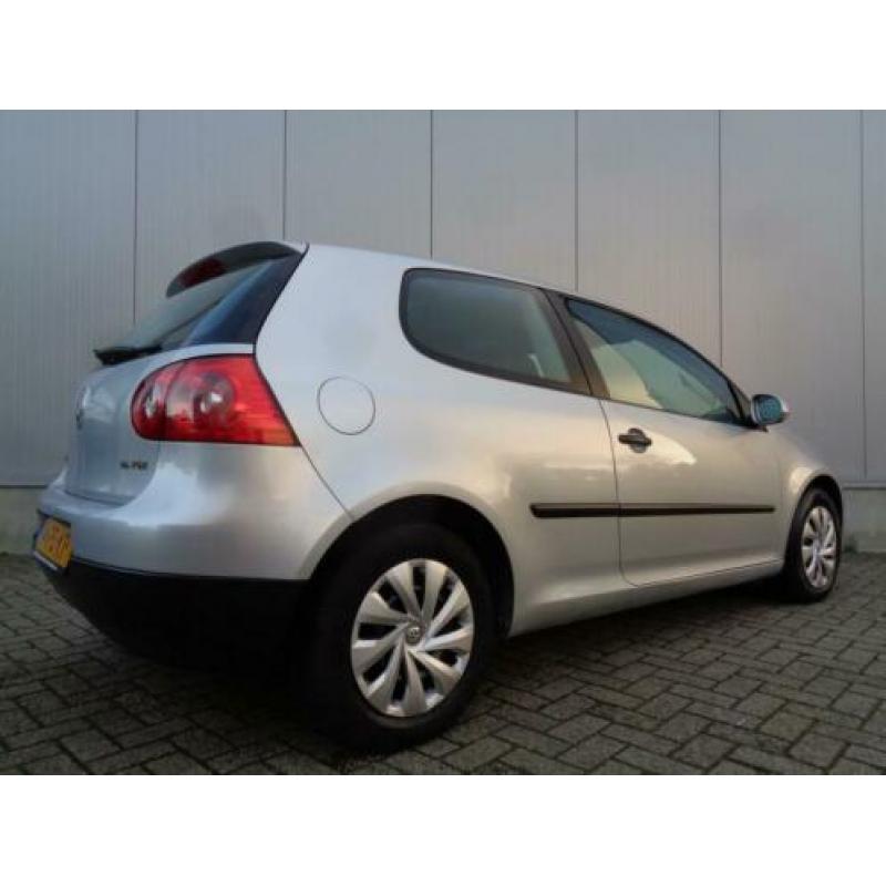Volkswagen Golf 1.6 FSI Turijn 116PK Clima Cruise 6-Bak