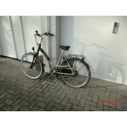 Rivel kleine dames fiets,26 inch,Hand rem en 3x versnelling.