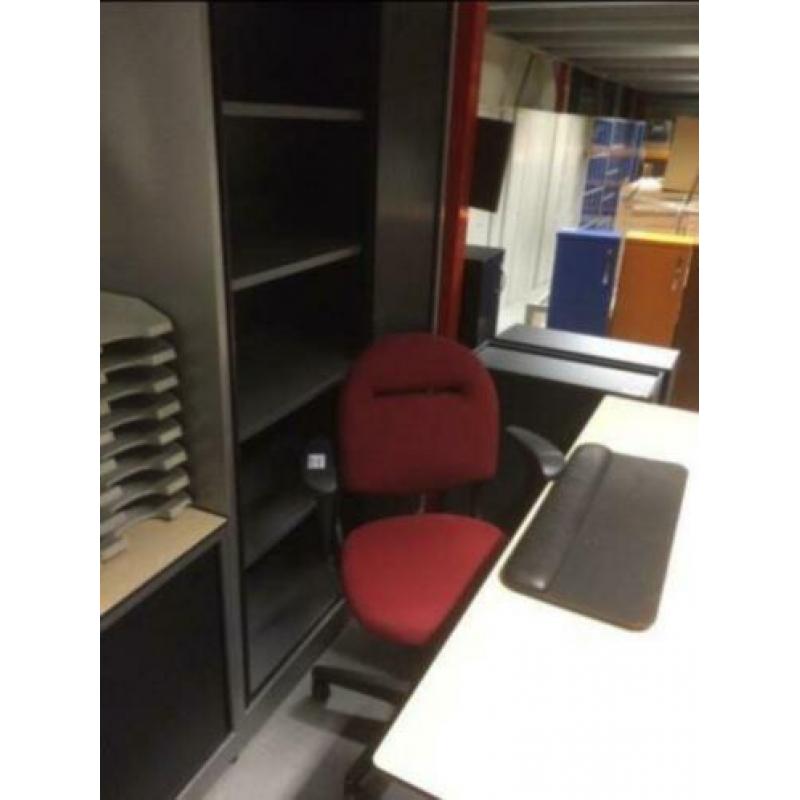Bureau Kast Bureaustoel Ladeblok