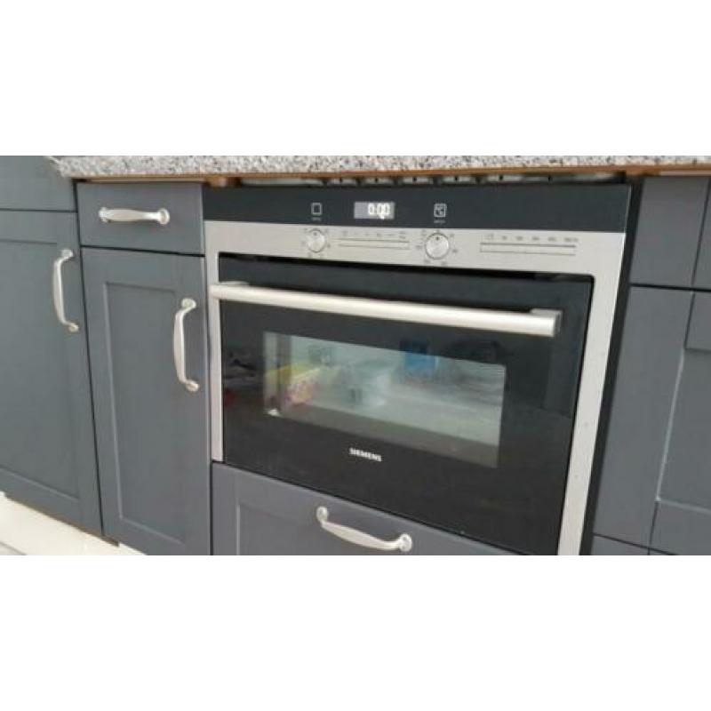 Keuken 365cm breed incl. SIEMENS inbouwapparatuur