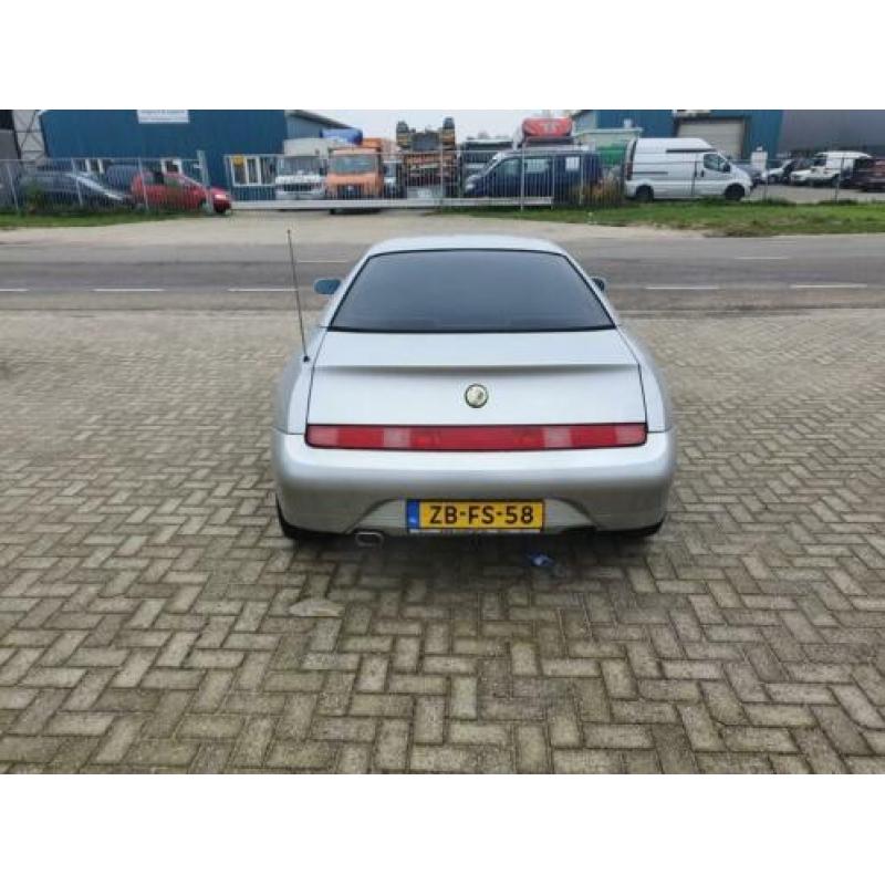 Alfa Romeo GTV 2.0-16V T.Spark L