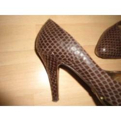 Massimo Dutti; Zeer mooie pumps van leer; maat 38