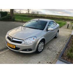 Opel Astra Twintop 1.8-16V 140pk 2008 Grijs