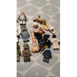 18 lego starwars poppetjes partij plus onderdelen