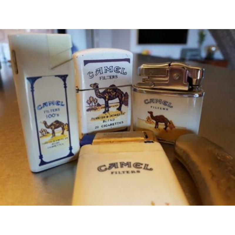 Zeldzame collectie Camel aanstekers