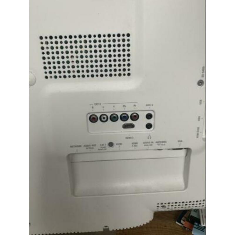 Philips smart tv model no. 32PFL9606H/12