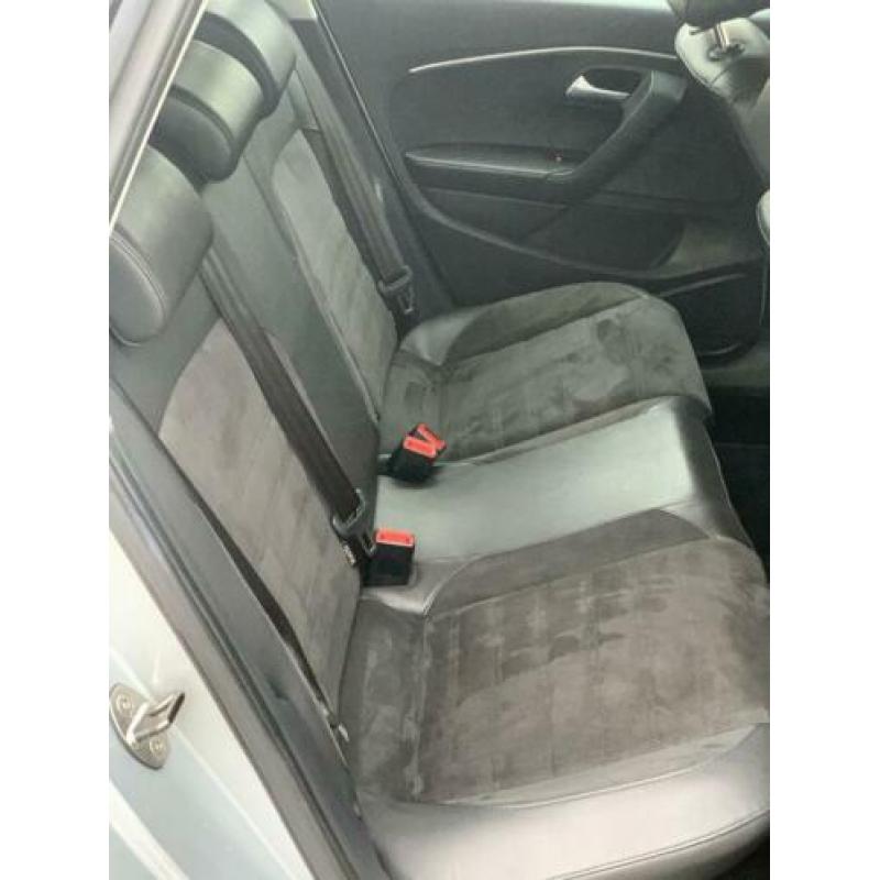 Volkswagen Polo 1.4 tdi 2016 Grijs