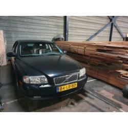 Volvo S80 2.4 170PK AUT 2002 Zwart € 1859, jaar APK