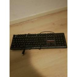 Gaming toetsenbord en muis