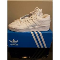 Adidas Rivalry 42