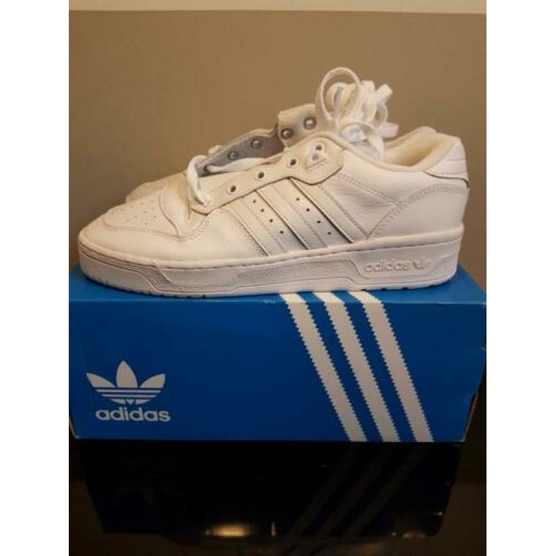Adidas Rivalry 42