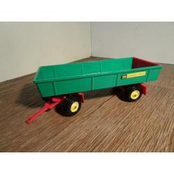 Te koop Britains 8 Wheeled trailer.