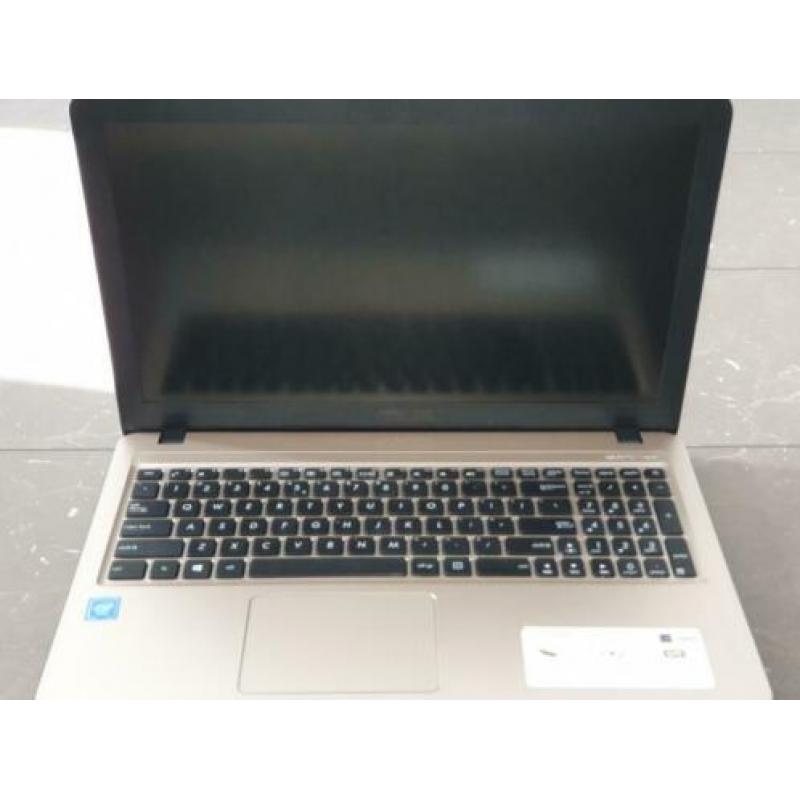 Laptop Asus Vivobook