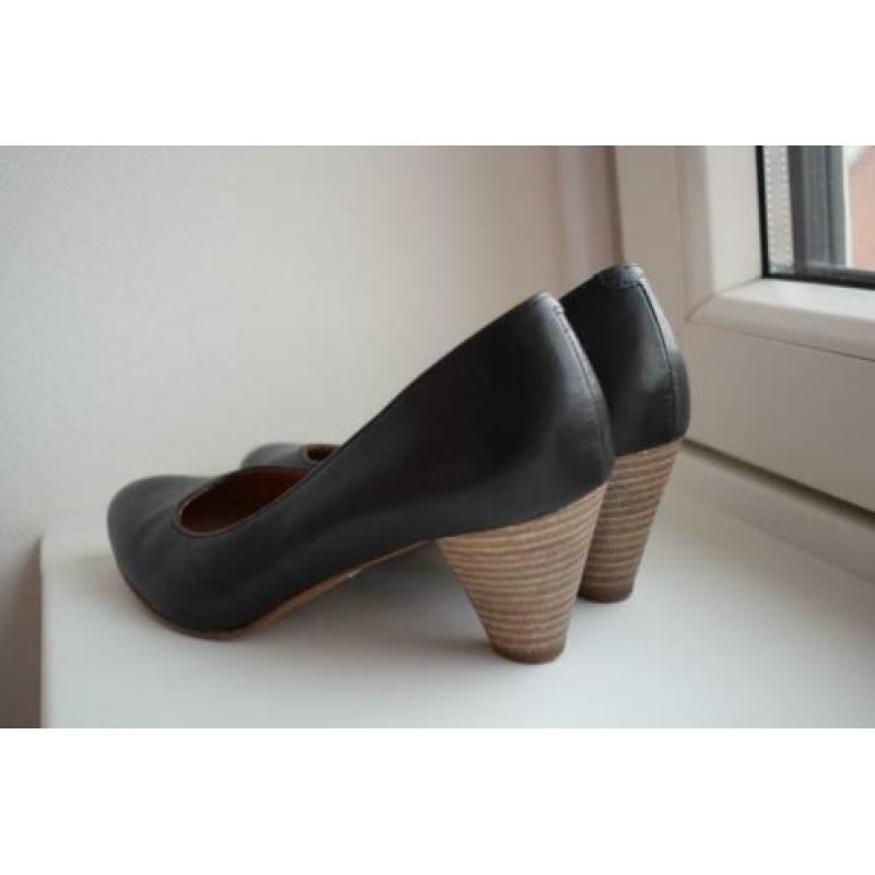 JONES pumps maat 39