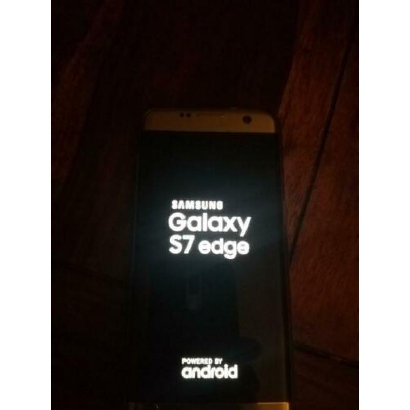 Mooie Samsung Galaxy S7 edge 32gb met siliconenhoesje. Micky
