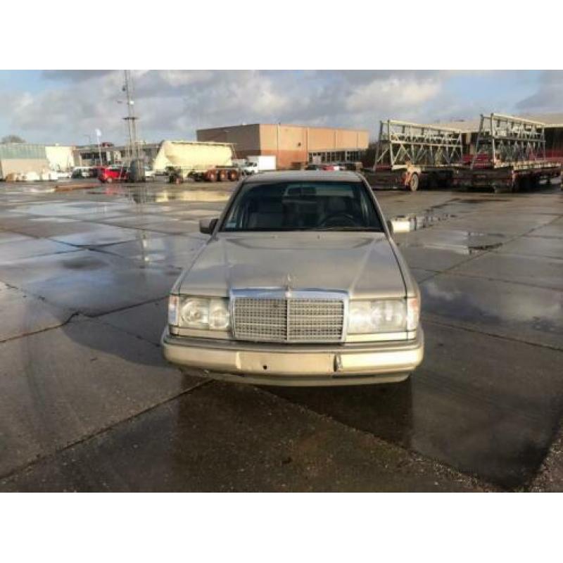 Mercedes-Benz 200-serie E250D