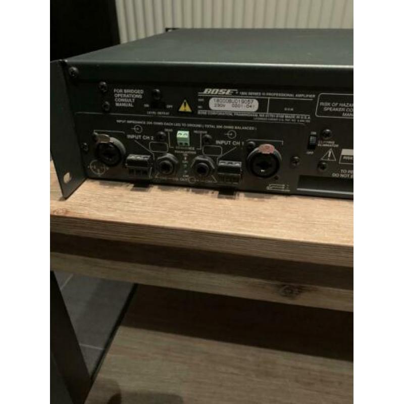 Bose 1800VI versterker