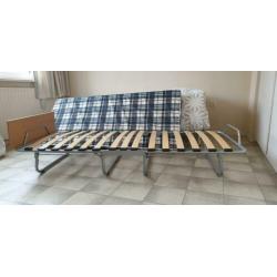 Opklap bed incl matras.