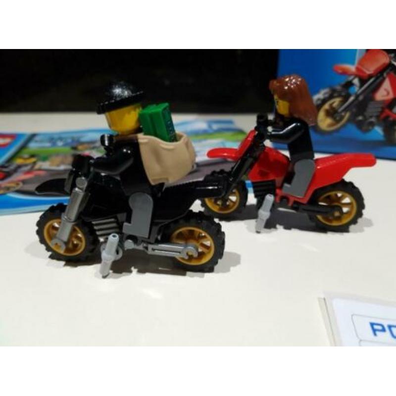 t.k. lego 60042 city met doos en sticker vel