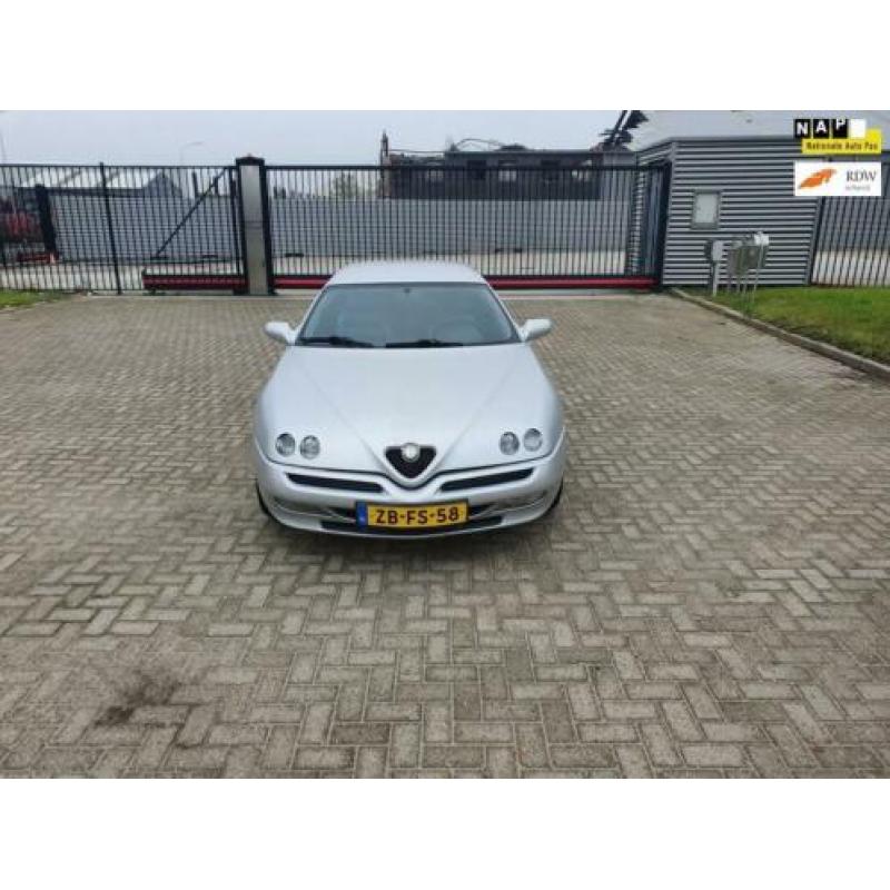 Alfa Romeo GTV 2.0-16V T.Spark L