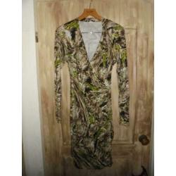 P65) groen bruine jurk bandolera maat 44 cross over
