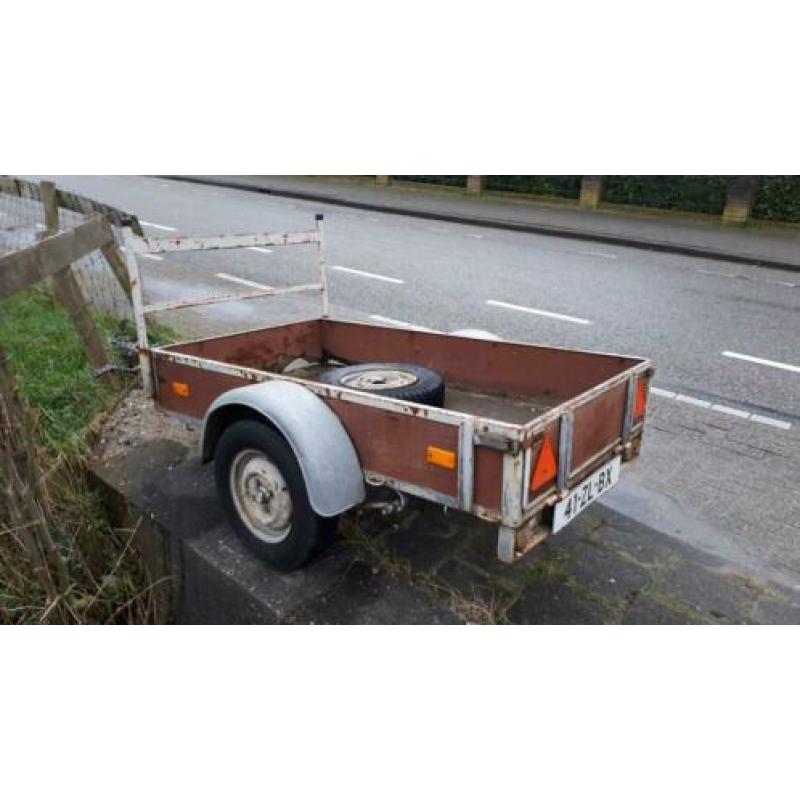 Aanhanger enkel asser 750kg voor weinig! Nieuwe banden