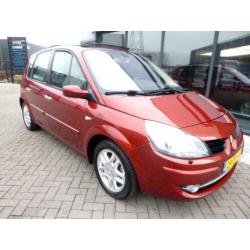 Renault SCENIC 2.0 16V Automaat + Panoramadak - Xenon - Trek
