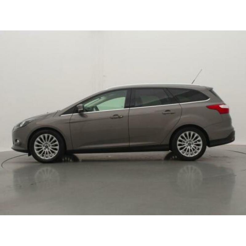 Ford Focus Wagon 1.0 EcoBoost Titanium | Navigatie | Trekhaa