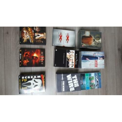 Dvd box sets, o.a. Dexter, The Wire, Oz, Heroes