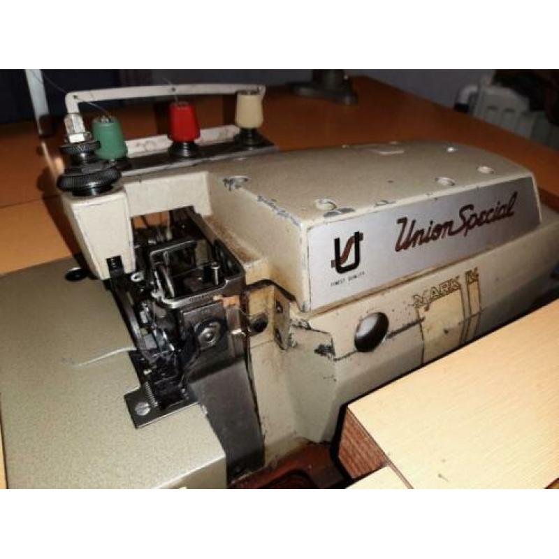 Industriele Lockmachine Union Special - Georgii Kobold Motor