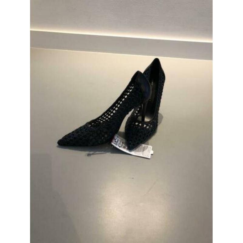 Zara pumps. Nieuw met kaartjes. Ongedragen