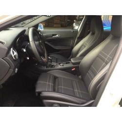 Mercedes-Benz A-Klasse 200 URBAN 157PK LEDER-NAVI-LED-ECC-SP
