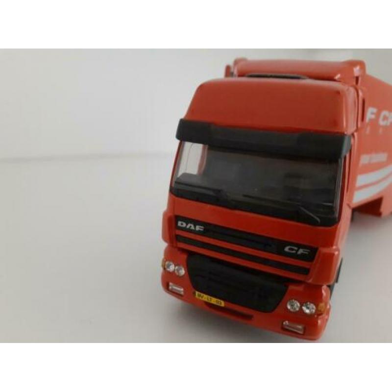 Daf CF trekker met koeloplegger in Daf demo uitvoering Lion