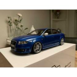 Exclusief en zeldzaam ! Audi RS4 Blauw van Minichamps !