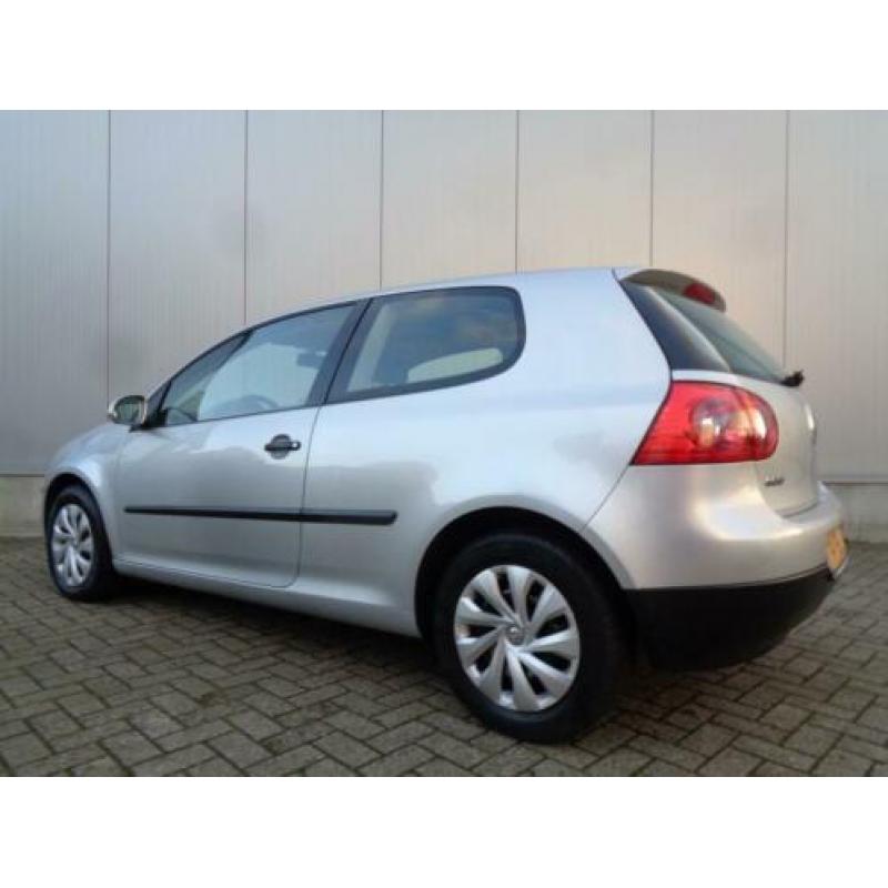 Volkswagen Golf 1.6 FSI Turijn 116PK Clima Cruise 6-Bak