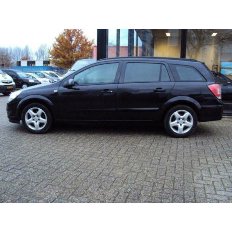 Opel Astra Wagon 1.6 Essentia Airco Cruise control